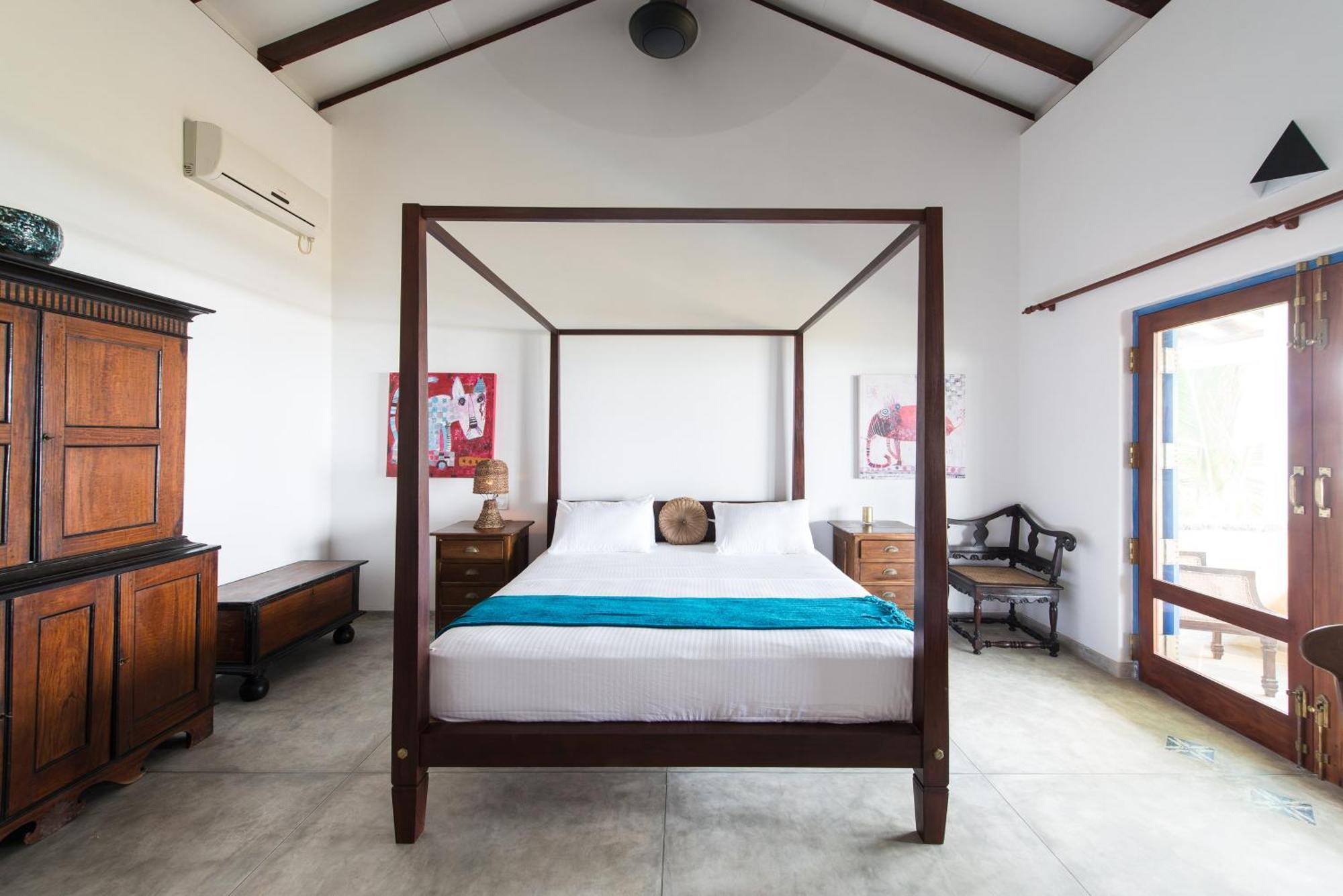 Hotel Atulya At Ocean's Edge *