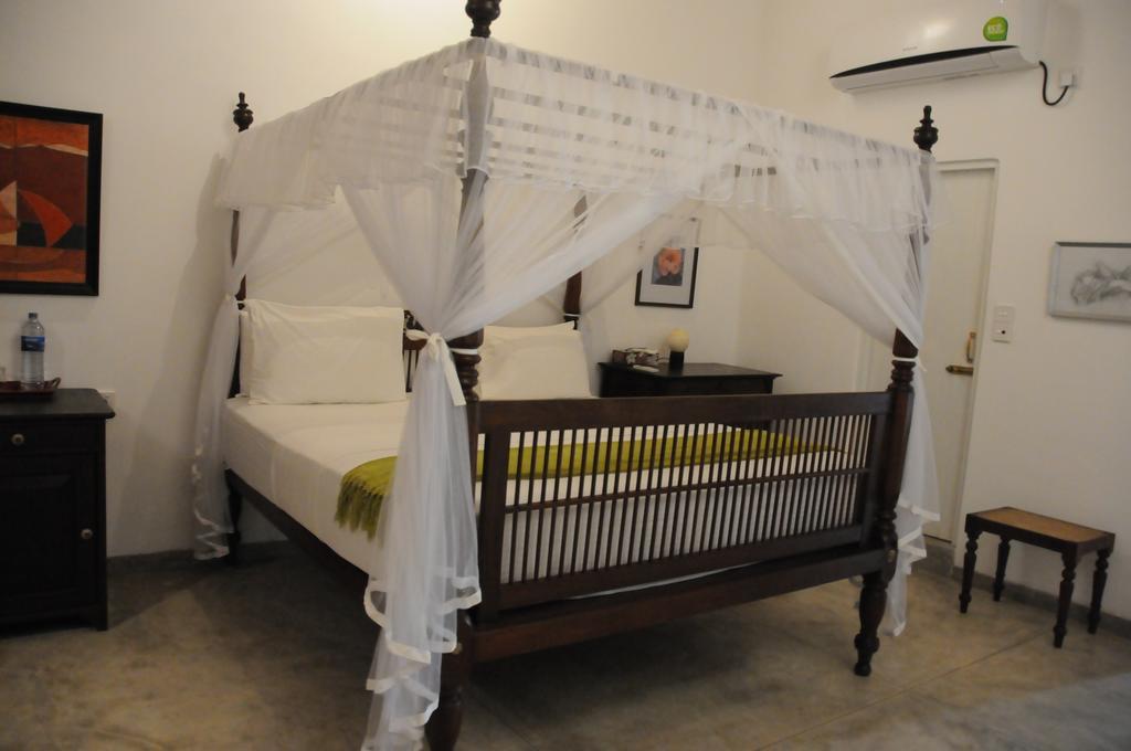 Hotel Atulya At Ocean's Edge *